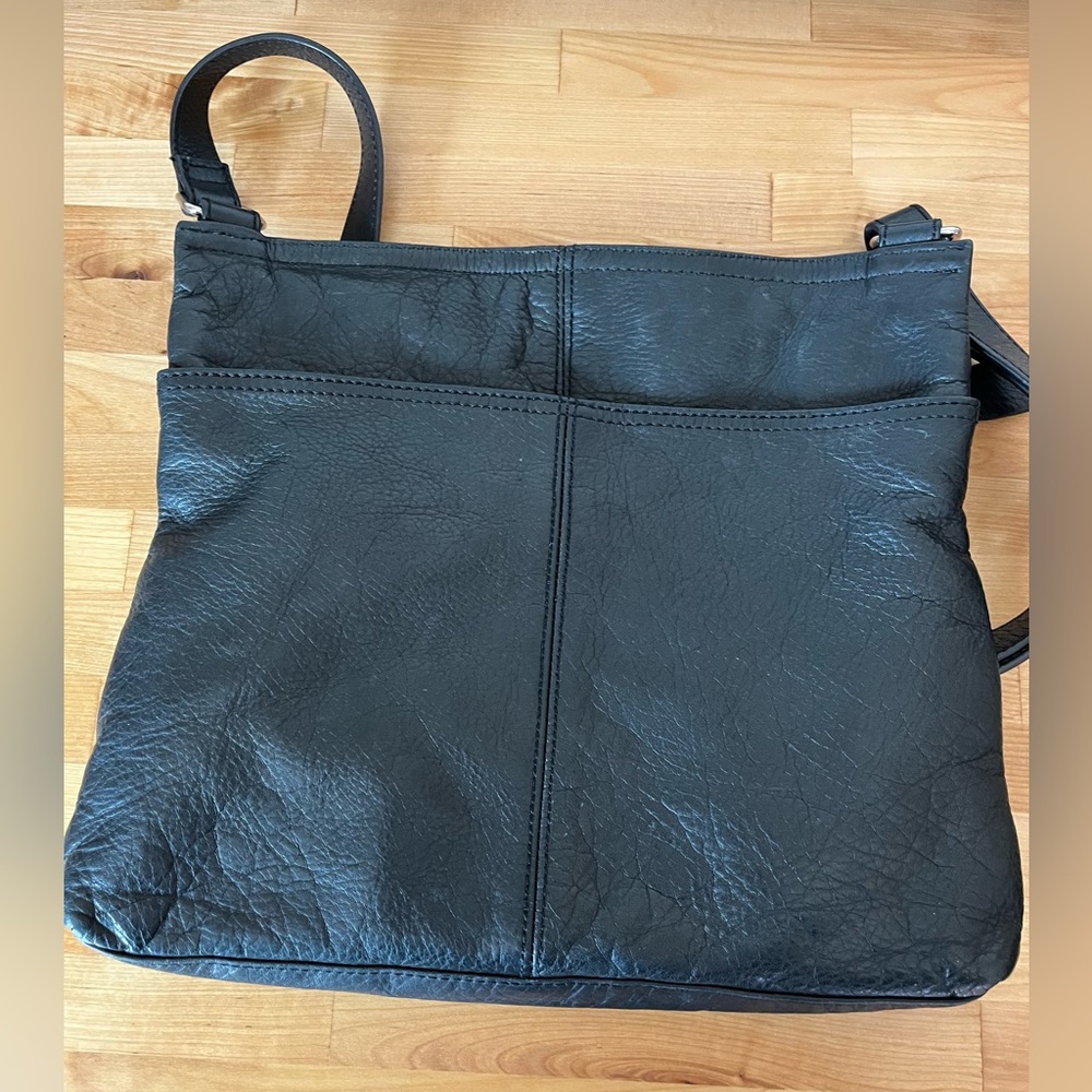 Margot Leather Crossbody Bag - Picture 3 of 11